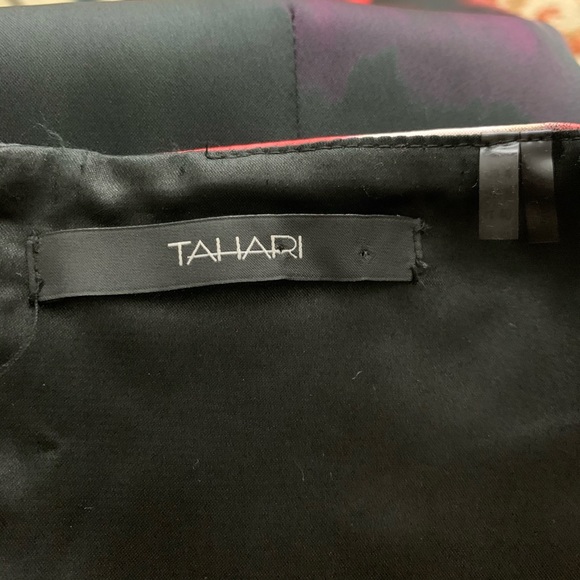 TAHARI • Sheath Dress - Picture 5 of 6